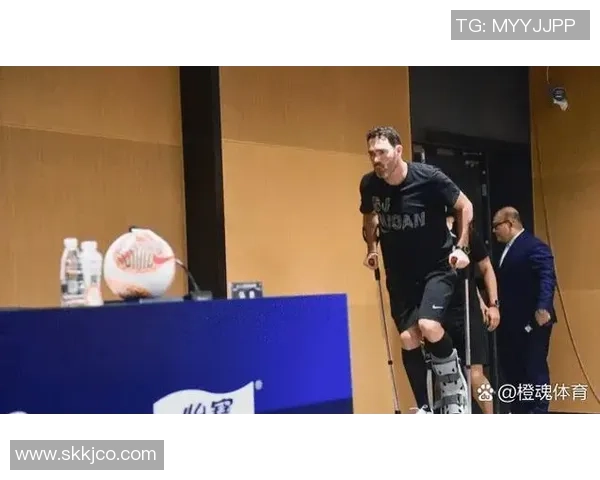 喜讯!苏亚雷斯刚官宣出任武汉三镇新帅!就为沙龙搞定三笔签约